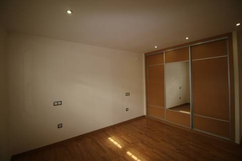 Excelente Moradia T7 de 2 pisos em Bidoeira de Cima - Leiria