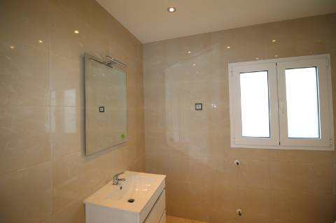 Excelente Moradia T7 de 2 pisos em Bidoeira de Cima - Leiria