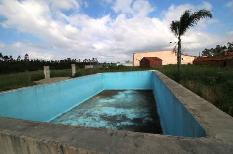 Excelente Moradia T7 de 2 pisos em Bidoeira de Cima - Leiria