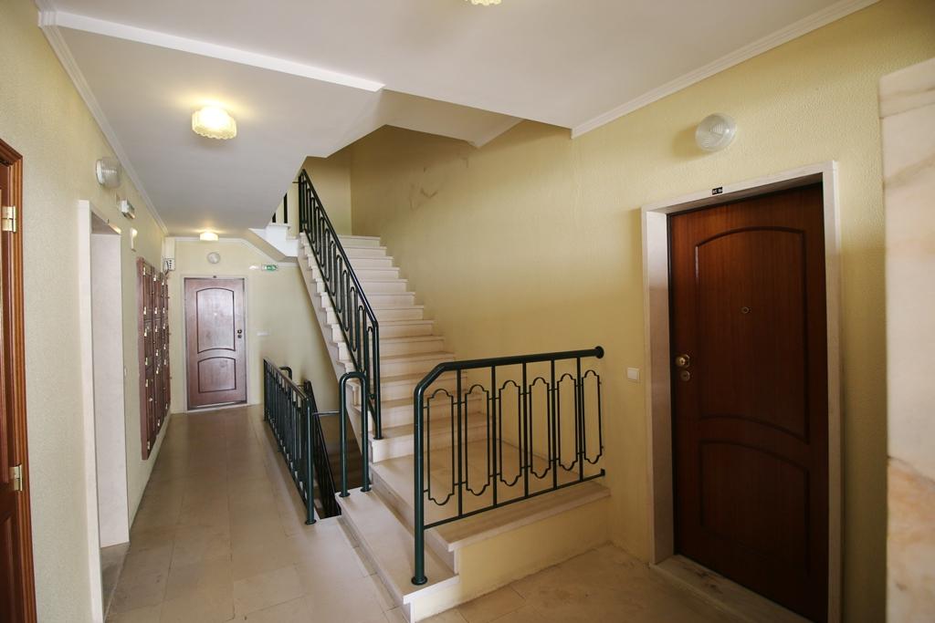 Apartamento T2 com parqueamento e sótão em Santarém