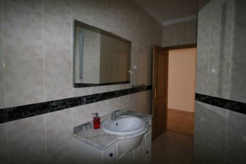 Apartamento T3 equipado e com arrecadação em S. Domingos - Santarém