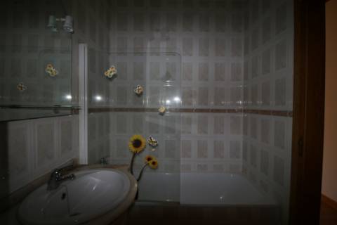 Apartamento T3 com arrecadação em S. Domingos - Santarém