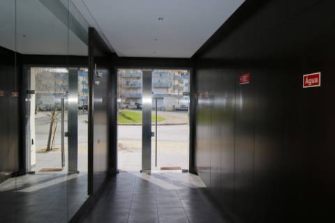 Apartamento T1 com parqueamento e arrecadação perto do Hospital de Santarém