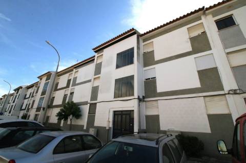 Apartamento T2 OCUPADO no centro de Almeirim