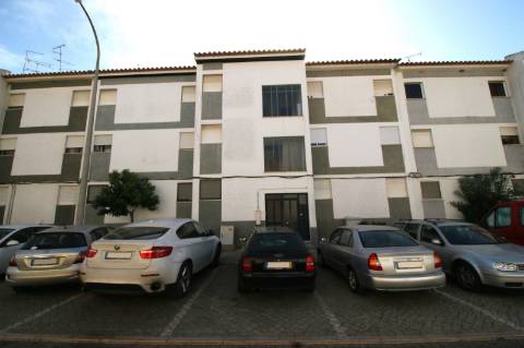 Apartamento T2 OCUPADO no centro de Almeirim