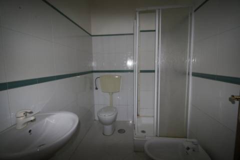 Apartamento T3 com 2 parqueamentos e arrecadação em Santarém