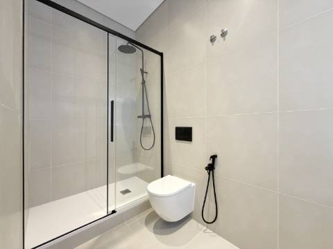 Apartamento T3 RENOVADO na Avenida Almirante Reis - Lisboa