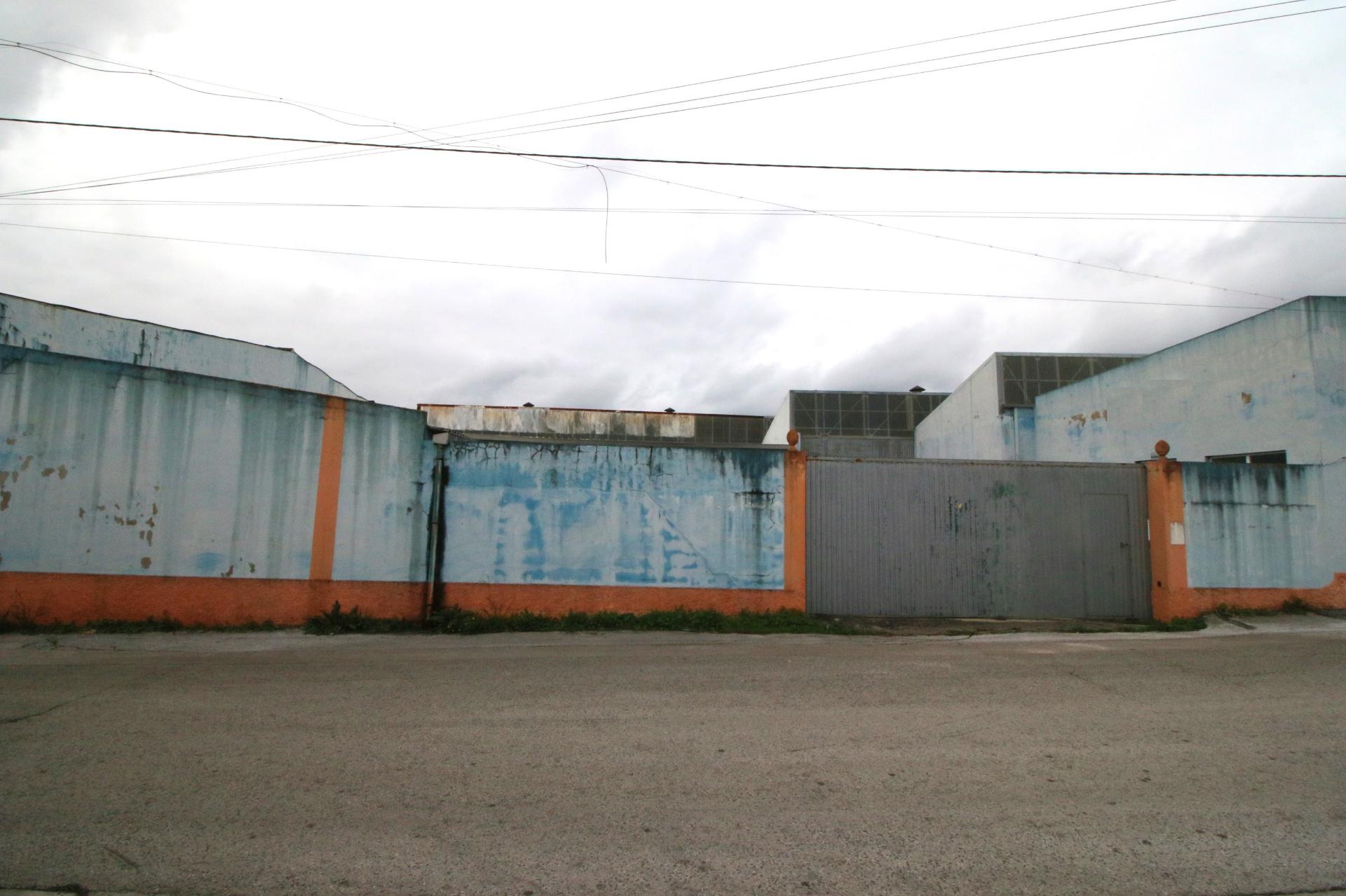 Armazém com 2.134m2 a necessitar de licenciamento - Alcanena