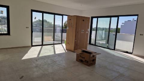 Penthouse de Luxo com Terraço e Vista para Tavira