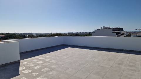 Penthouse de Luxo com Terraço e Vista para Tavira
