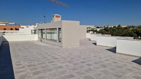 Penthouse de Luxo com Terraço e Vista para Tavira
