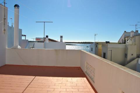 Moradia típica T3 com Terraço e Vista Mar em Cabanas de Tavira
