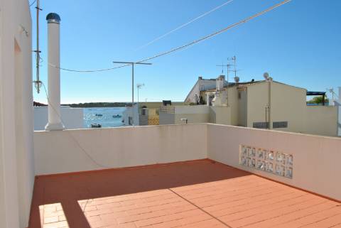 Moradia típica T3 com Terraço e Vista Mar em Cabanas de Tavira
