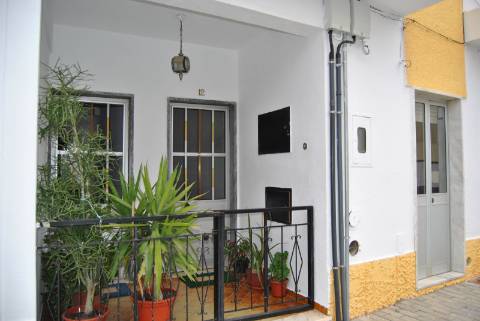 Moradia típica T3 com Terraço e Vista Mar em Cabanas de Tavira