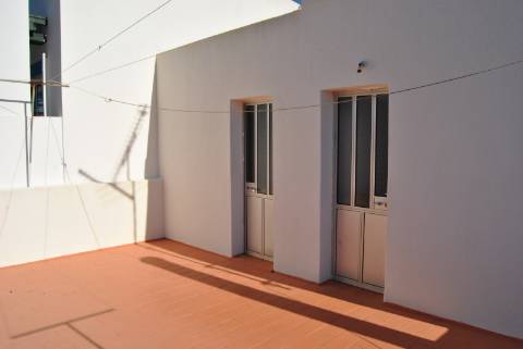 Moradia típica T3 com Terraço e Vista Mar em Cabanas de Tavira