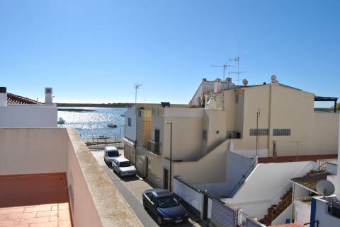 Moradia típica T3 com Terraço e Vista Mar em Cabanas de Tavira