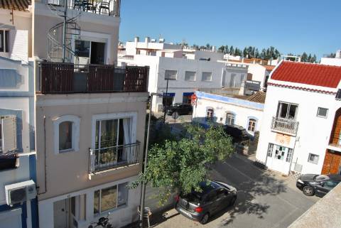 Moradia típica T3 com Terraço e Vista Mar em Cabanas de Tavira