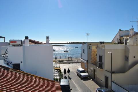 Moradia típica T3 com Terraço e Vista Mar em Cabanas de Tavira