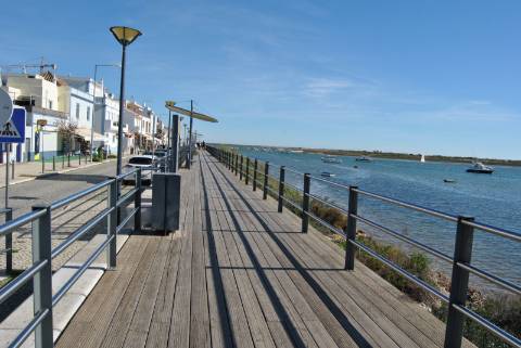 Moradia típica T3 com Terraço e Vista Mar em Cabanas de Tavira