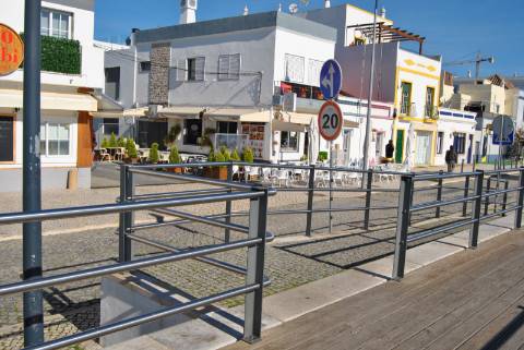 Moradia típica T3 com Terraço e Vista Mar em Cabanas de Tavira
