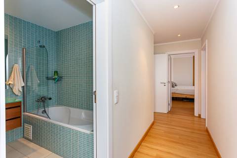 Apartamento T3 em Olhão com vistas incríveis e piscina comum