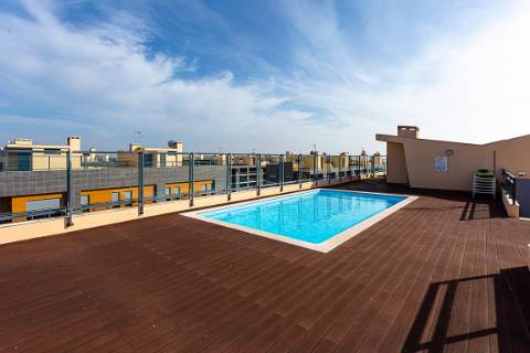 Apartamento T3 em Olhão com vistas incríveis e piscina comum