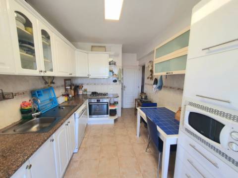 Apartamento com 3 quartos no centro de Tavira
