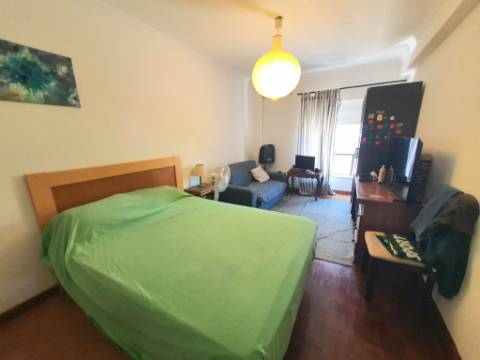 Apartamento com 3 quartos no centro de Tavira