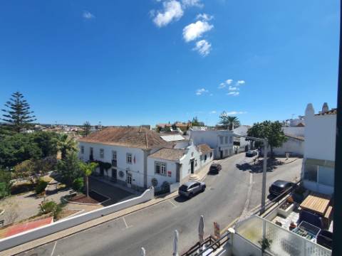 Apartamento com 3 quartos no centro de Tavira