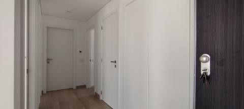 T2 com varanda, garagem dupla e acabamentos modernos em Cabanas de Tavira