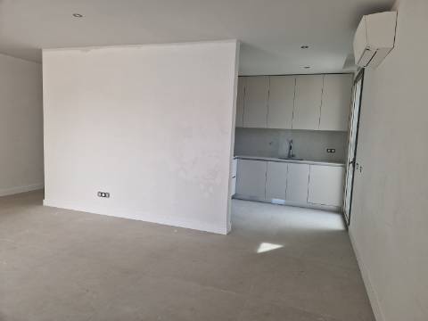 Apartamento T2 em condomínio com piscina, Cabanas de Tavira