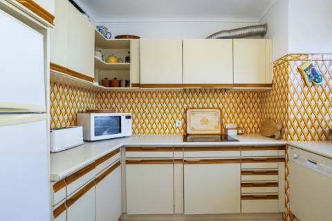 Apartamento T2 com terraço e piscina em Vale do Lobo