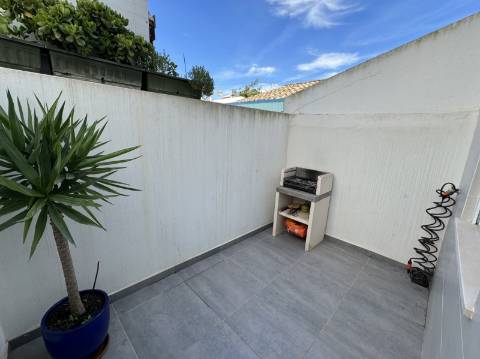 Moradia T2 em Cabanas de Tavira com grande terraço