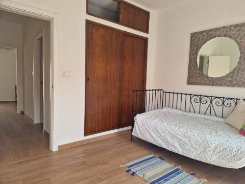 Moradia T2 em Cabanas de Tavira com grande terraço