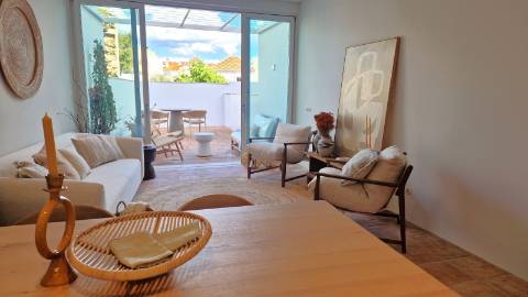 Moradia T3 de luxo em Tavira com piscina e estacionamento privado