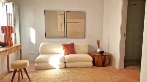 Moradia T3 de luxo em Tavira com piscina e estacionamento privado