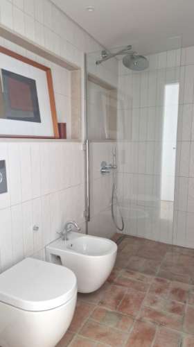 Moradia T3 de luxo em Tavira com piscina e estacionamento privado