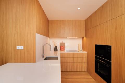 Moradia T3 Exclusiva em Vilamoura com Detalhes de Vanguarda