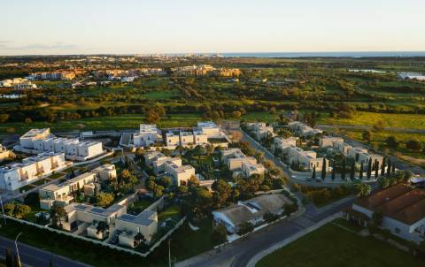 Moradia T3 de Luxo com Alta Tecnologia e Elegância, Vilamoura