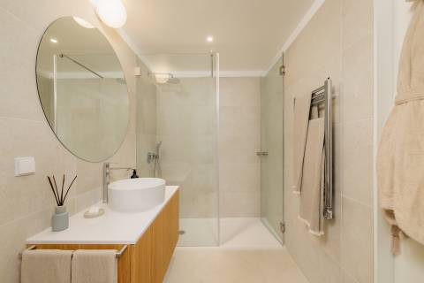 Moradia T3 Moderna de Luxo com Design Exclusivo em Vilamoura