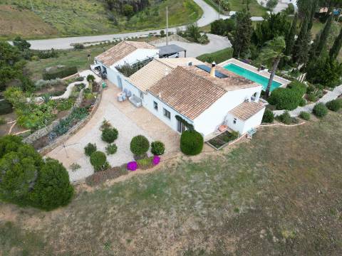 Moradia T2 com Piscina e Privacidade a 15 Min de Tavira