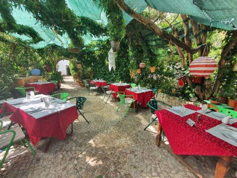 Restaurante equipado e mobilado para venda em Tavira, perto do centro histórico