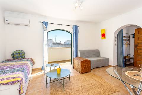 Apartamento T0 com Terraço Panorâmico em Cabanas de Tavira