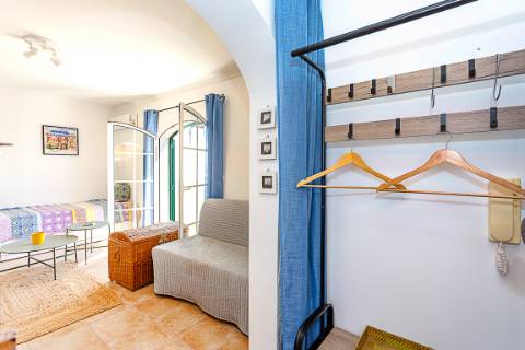 Apartamento T0 com Terraço Panorâmico em Cabanas de Tavira