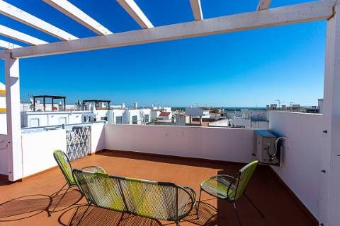 Apartamento T0 com Terraço Panorâmico em Cabanas de Tavira