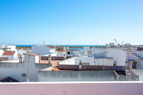 Apartamento T0 com Terraço Panorâmico em Cabanas de Tavira
