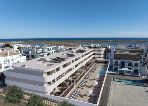 Apartamento T2 Moderno com piscina em Cabanas de Tavira