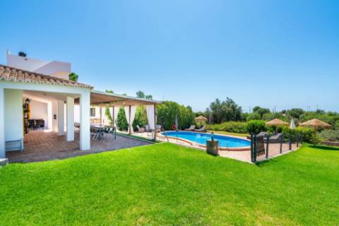 Quinta com Moradia T7+1 com Piscina, Vista Mar, Picadeiro e espaços independentes em Santo Estêvão