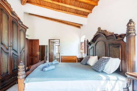 Quinta com Moradia T7+1 com Piscina, Vista Mar, Picadeiro e espaços independentes em Santo Estêvão