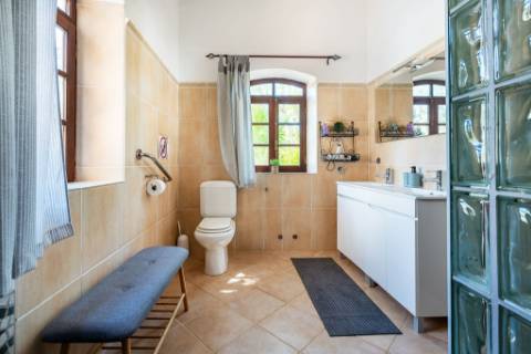 Quinta com Moradia T7+1 com Piscina, Vista Mar, Picadeiro e espaços independentes em Santo Estêvão